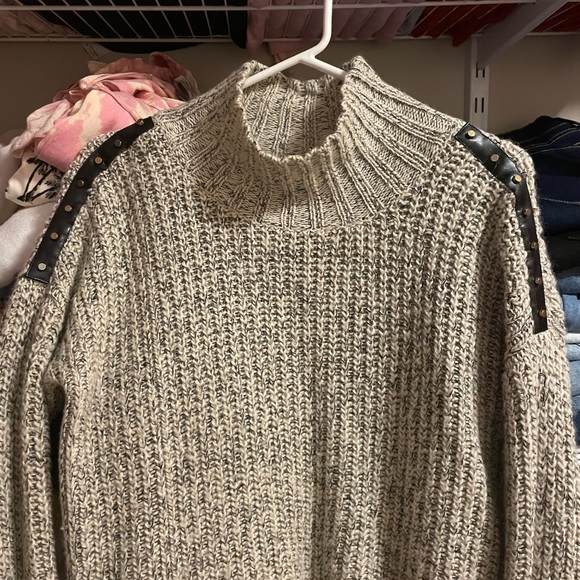 DYNAMITE STUDDED SWEATER - Picture 5 of 5